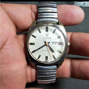 Vintage Croton Day Date Swiss Made Mechanical Watch Silver Tone Working 58 15230